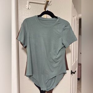 NWOT Women's Short Sleeve Top - Green and Brown